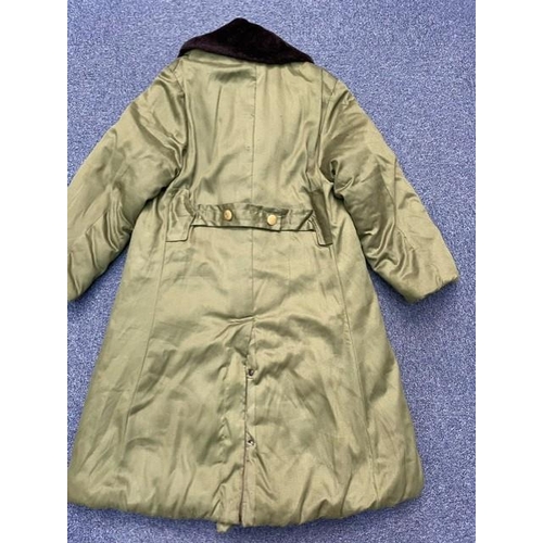 1360 - Heavy Duty Military Padded Coat, Army green colour, brass buttons and fur collar.  Very warm, approx... 