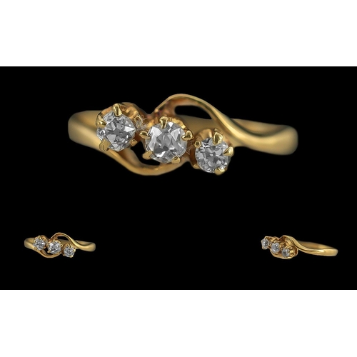 240 - Ladies 18ct Gold 3 Stone Diamond Set Ring, The 3 Round Faceted Diamonds of Good Colour / Clarity. Es... 