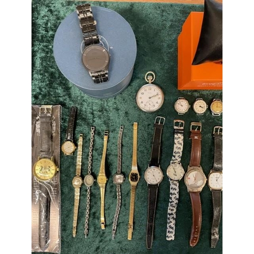 401 - Collection of Ladies & Gentlemen's Wristwatches, leather and bracelet straps, various makes and styl... 