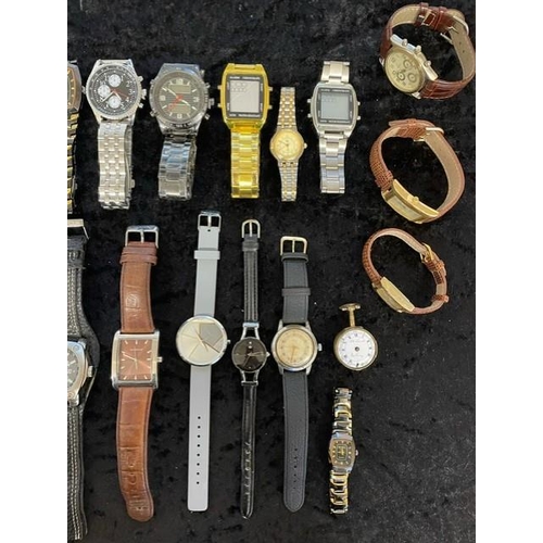 457 - Collection of Ladies & Gentlemen's Wristwatches, bracelet and leather straps, various makes includin... 