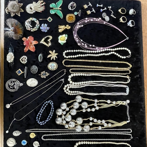 407A - Box of Quality Costume Jewellery, comprising bangles, brooches, chains, bracelets, brooches, some st... 