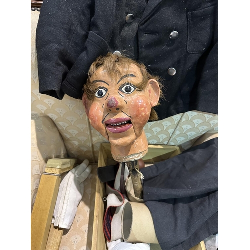 1521 - Ventriloquist's Dummy, in pieces and in need of restoration, good model.