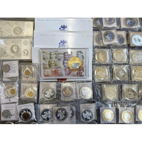 418 - Collection of Windsor Mint Collectible Commemorative Coins, mostly gold plated, including mostly Vat... 