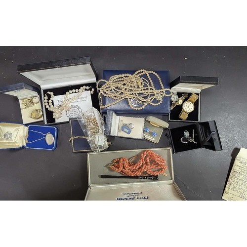 430 - Collection of Quality Boxed Costume Jewellery, including some silver, comprises single strand pearls... 