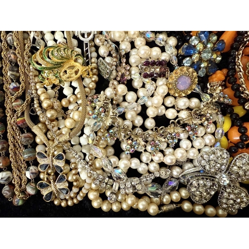 446 - Collection of Costume Jewellery, comprising pearls, beads, chains, brooches, earrings, pendants, ban... 