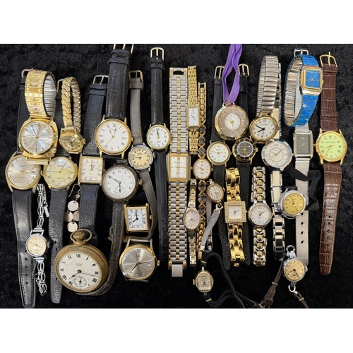 483 - Collection of Gentlemen's & Ladies Wristwatches, leather and bracelet straps, various makes includin... 