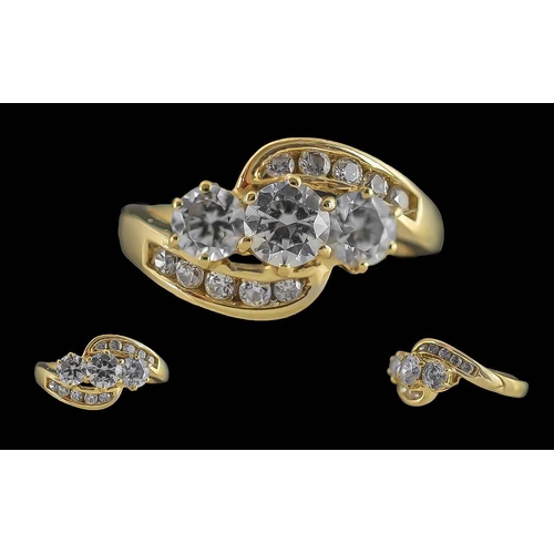 77 - Ladies Fine Quality 14ct Gold Diamond Set Contemporary Dress Ring, Marked 585 - 14ct to Shank. The 3... 