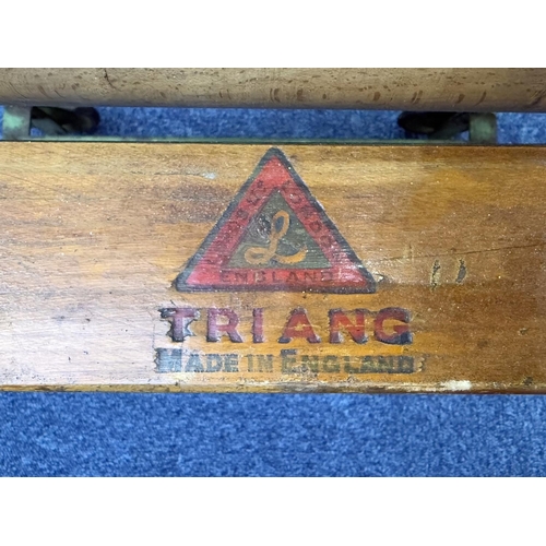 1511 - Vintage Triang Mini Mangle, measures 20'' tall x 15'' wide.