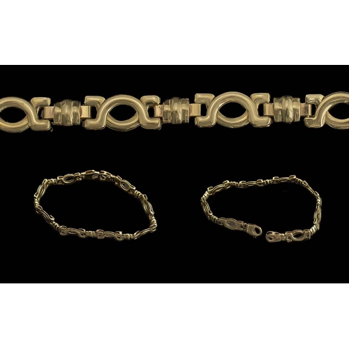 52 - A Pleasing 9ct Gold Fancy Link Design Bracelet. Marked 9ct - 9.375, With Lobster Claw Clasp. Length ... 