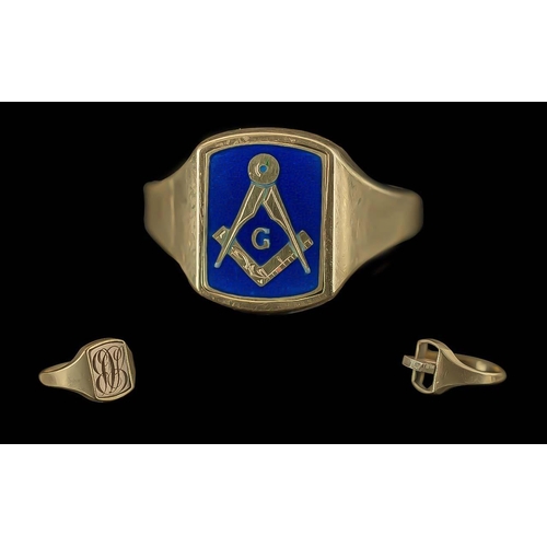 86 - A Gents 9ct Gold Swivel Two Sided Masonic Ring. Full Hallmark to Interior of Shank. Masonic Symbols ... 