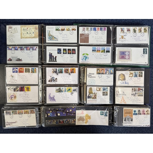 1466 - GB First Day Covers + A Few Commonwealth World Cup from 1966 to 2002 in albums & sleeves. Includes 1... 