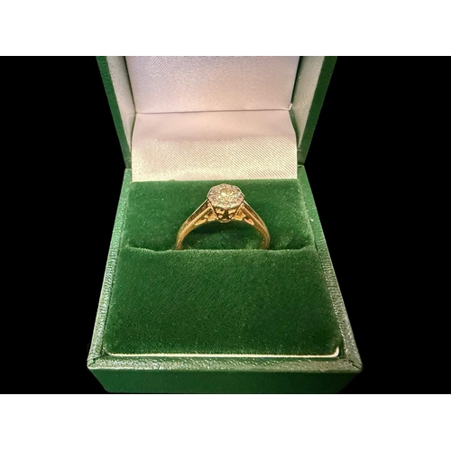 174 - Ladies 18ct Gold & Diamond Ring. Fully Hallmarked for 18ct - 750. Approx Ring Size K - L, Approx Wei... 