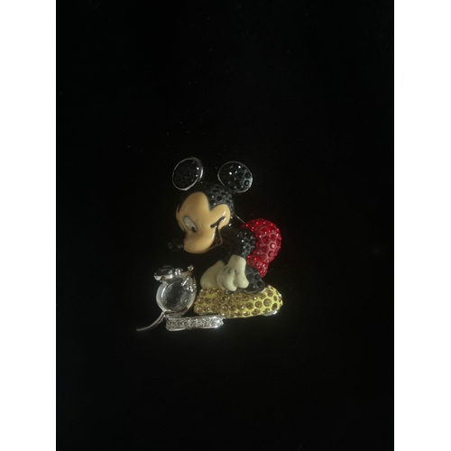 434 - Disney Interest - Swarovski Disney Mickey Mouse Brooch, Features Crystal Embellishments. Date 2005. ... 