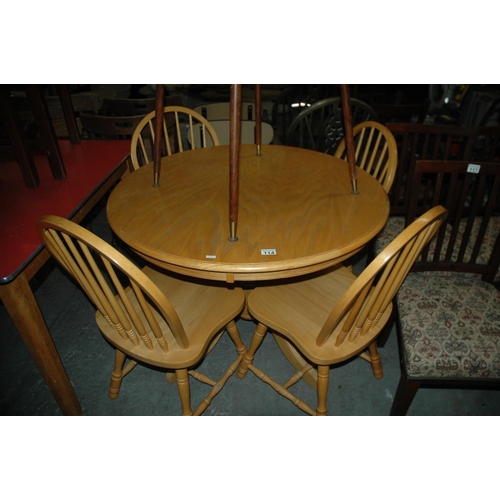 114 - Kitchen table & 4 chairs