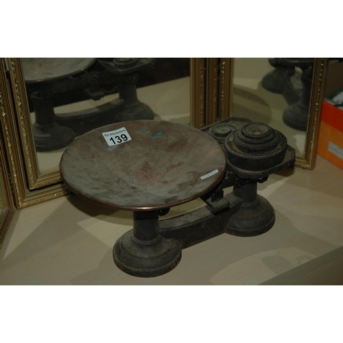 139 - Vintage scales & weights