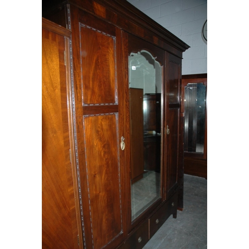 151 - Mahogany triple wardrobe with drawers