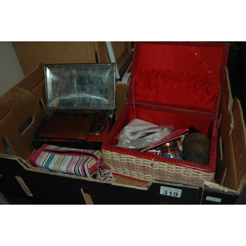 319 - Box of misc, sewing items, purses etc