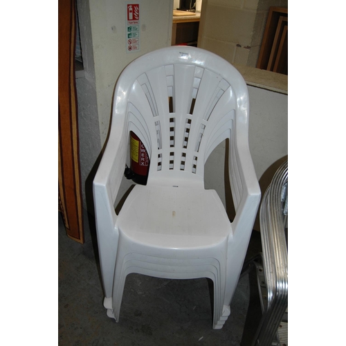 69 - Set of 4 garden chairs