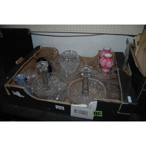 278 - Box of glassware