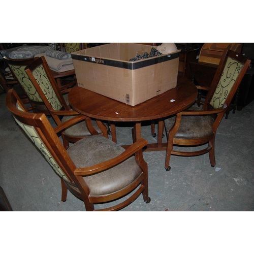 84 - Table & 4 chairs