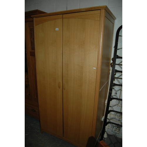 85 - Double wardrobe