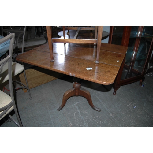 96 - Oak table