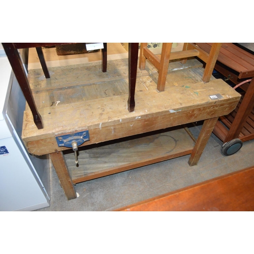 101 - Work Bench with fitted Vice