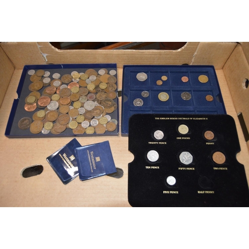 308 - Qty of collectable coins