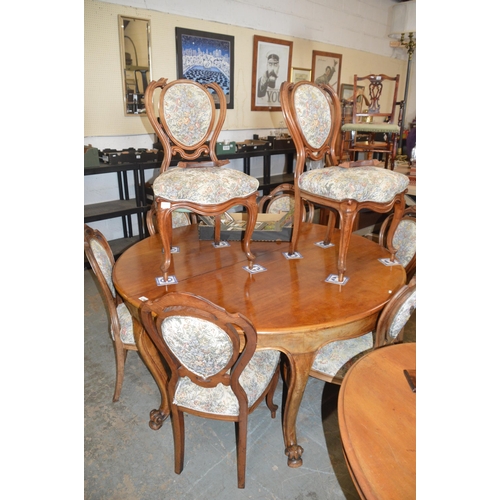 124 - Walnut table & 8 chairs, French style, 2 chairs AF