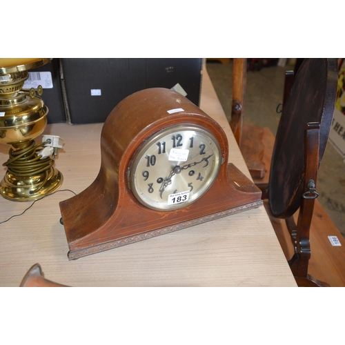 183 - Mantle clock, with key