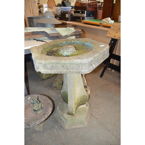 78 - Large birdbath