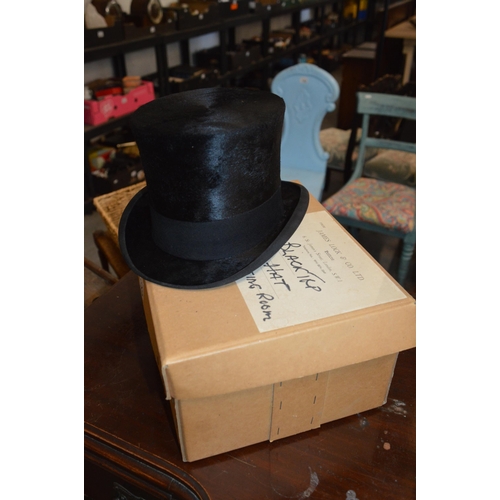 123 - Boxed top-hat, by James Lock of London