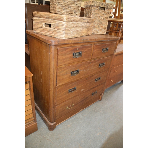 129 - Chest of drawers