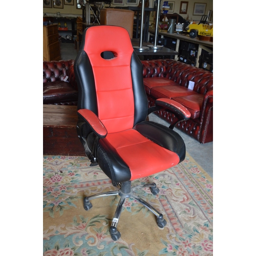 164 - Swivel chair