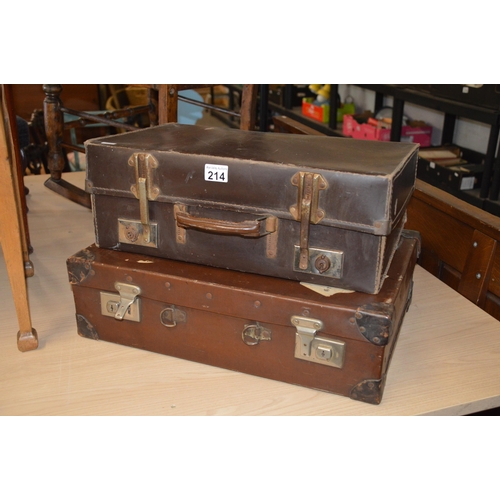 214 - 2 vintage cases