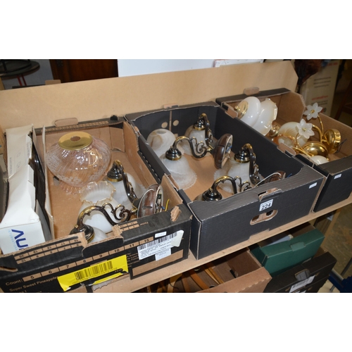 224 - 3 boxes of light fittings