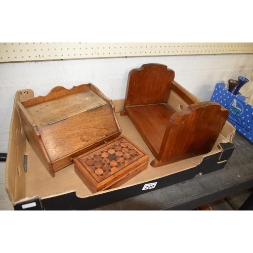 299 - 3 wooden items