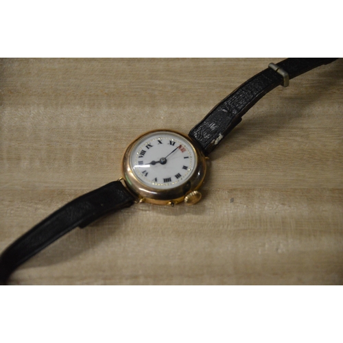 359 - 9ct gold cased ladies watch