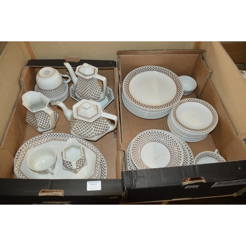 221 - 2 boxes of wedgwood tea/dinner service