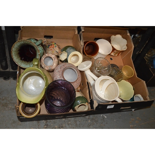 256 - 2 boxes of pots & vases