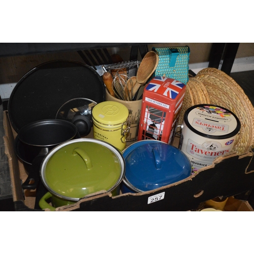 257 - Box of misc kitchenware