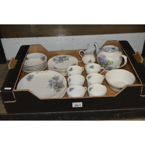 261 - Tea set