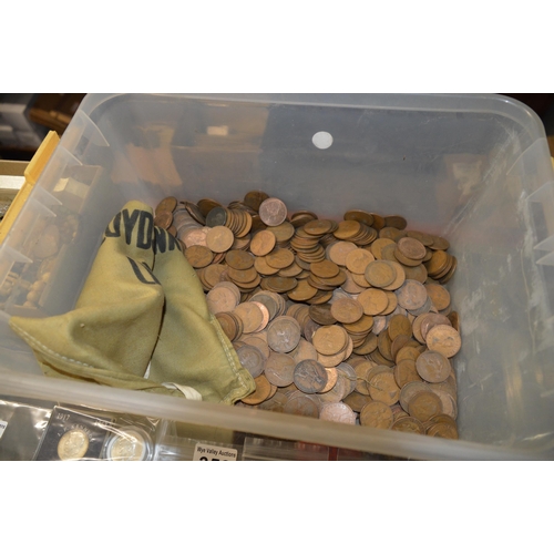 345 - Bin of early pennies