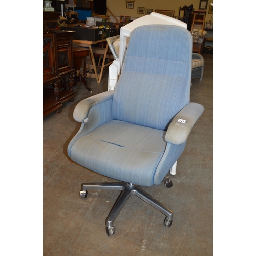 147 - Vintage office chair