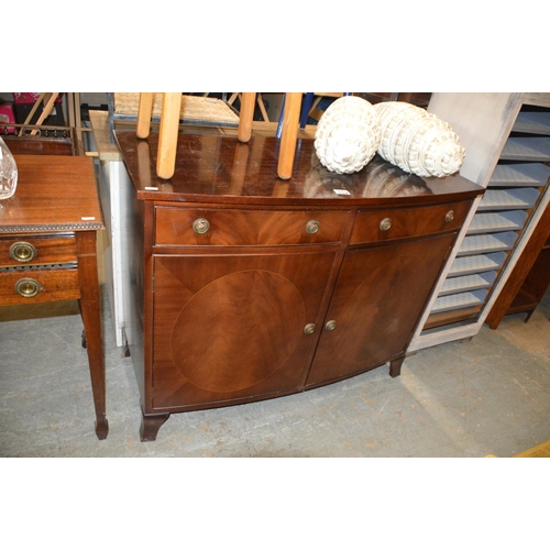 152 - mahogany sideboard