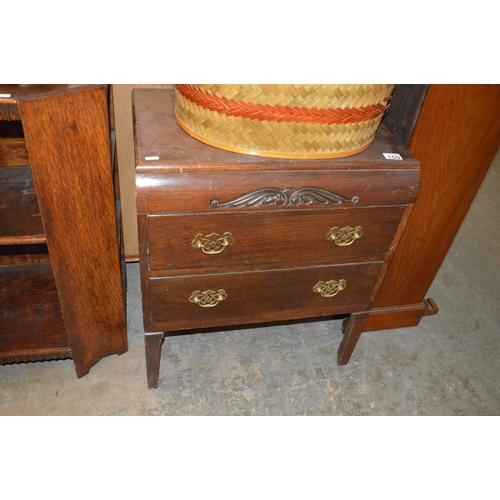 159 - Chest of drawers