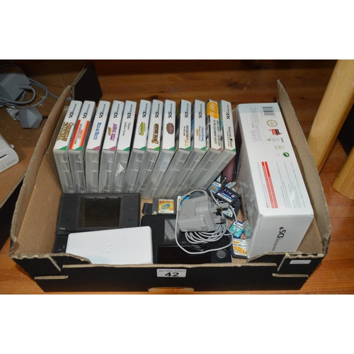 42 - Box of Nintnedo Ds consoles, games etc