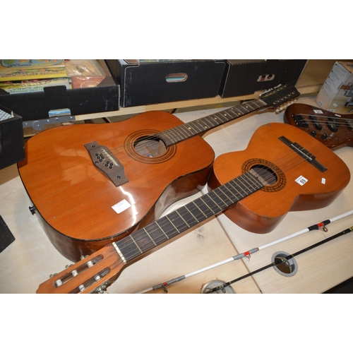89 - 2 acoustic guitars