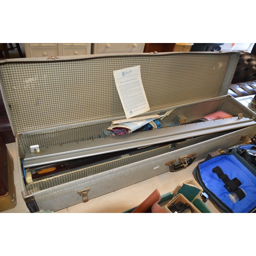 106 - Knitmaster knitting machine