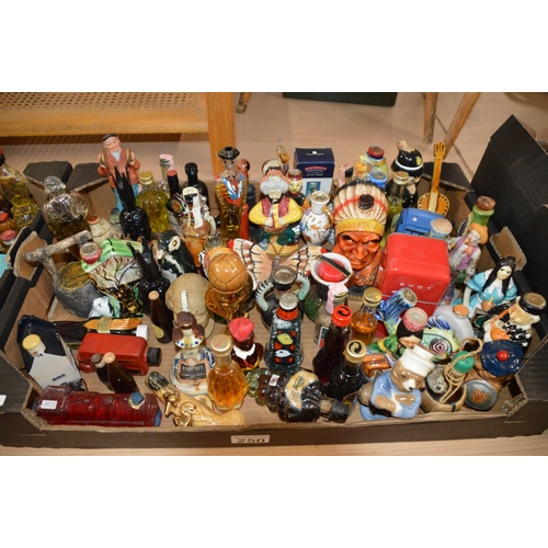 250 - Box of novelty collectable alcoholic miniatures etc